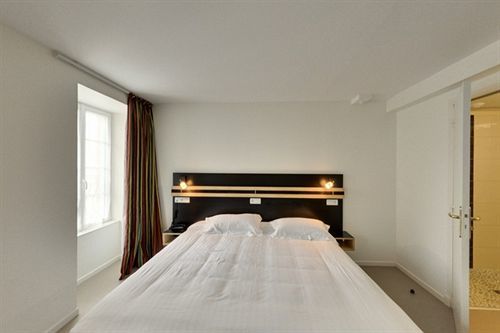Hotel Logis Hotel Restaurant Auberge De La Xaintrie 3*