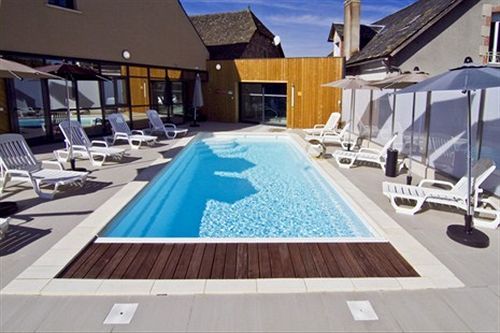 Hotel Logis Hotel Restaurant Auberge De La Xaintrie 3*