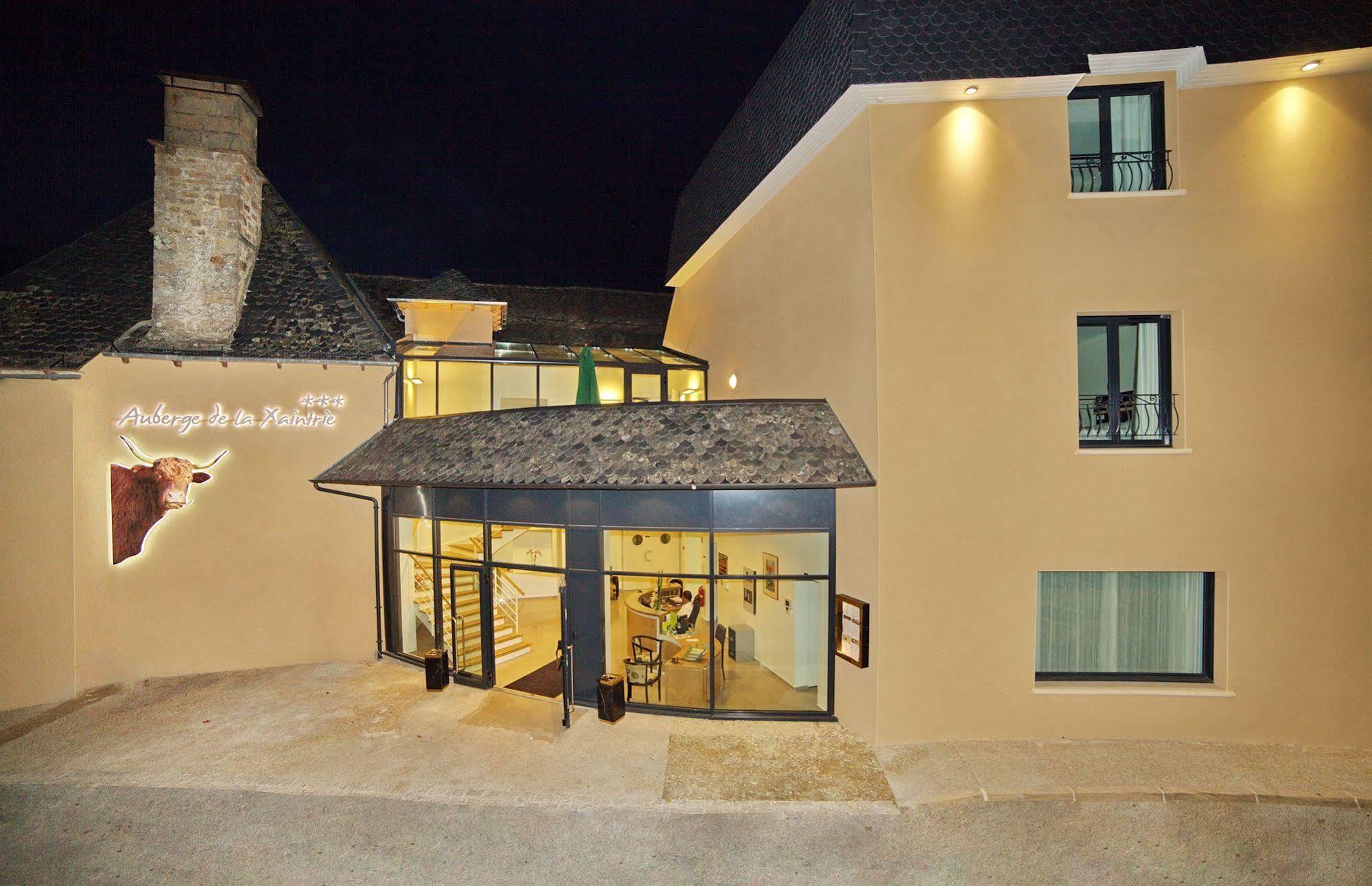 Hotel Logis Hotel Restaurant Auberge De La Xaintrie 3*