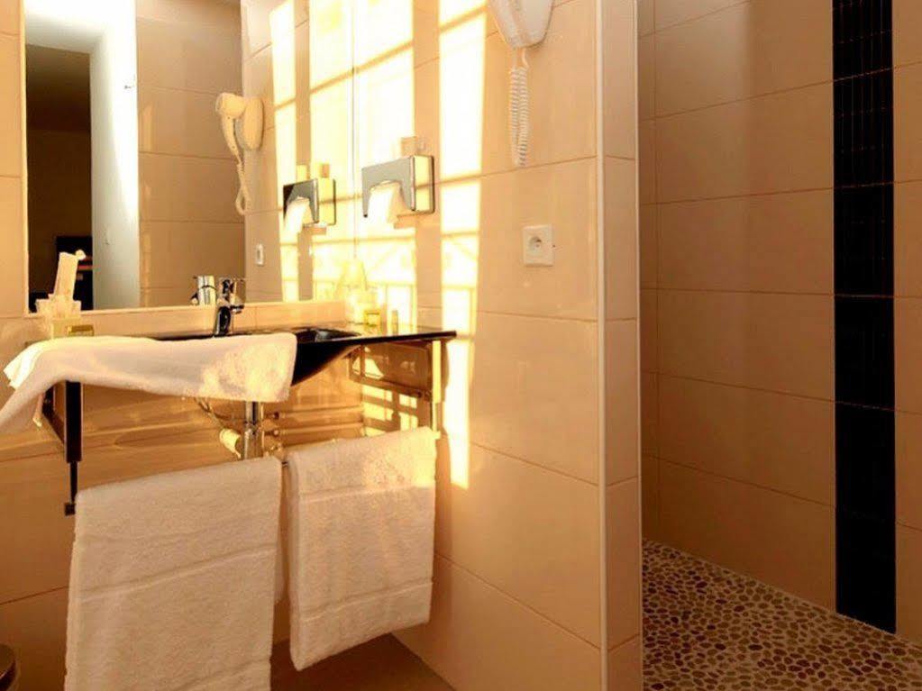 Logis Hotel Restaurant Auberge De La Xaintrie
