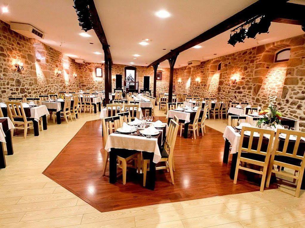 Logis Hotel Restaurant Auberge De La Xaintrie